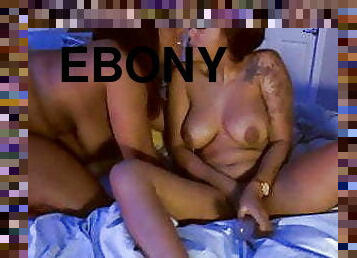 tetas-grandes, masturbación, coño-pussy, negra-ebony, lesbiana, casero, natural, consolador