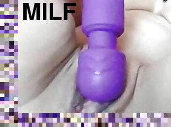 orgasm, fitta-pussy, kvinnligt-sprut, mogen, milf, smutsig, amerikansk, dildo, italiensk, hängtuttar