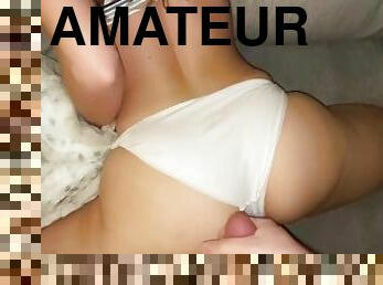 cul, levrette, amateur, ejaculation-sur-le-corps, culotte, ejaculation, blanc, sous-vêtements