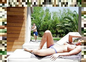 Dude intensely fucks tight brunette's twat by the pool