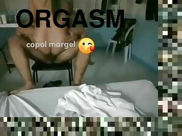 asyalı, büyük-göğüsler, boşalma, amatör, güzellik, oral-seks, genç, zorluk-derecesi, vajinadan-sızan-sperm, üç-kişilik-grup