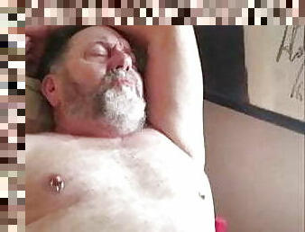 My daddy bear masturbating 