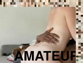 cul, gros-nichons, amateur, énorme-bite, interracial, maison, couple, chevauchement, bite, petits-seins