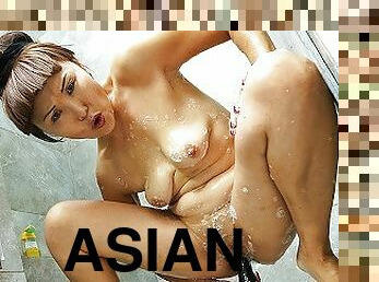 asiatique, baignade, gros-nichons, grand-mère, masturbation, mamelons, orgasme, giclée, amateur, mature