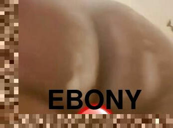 Ebony with huge ass twerks in shower