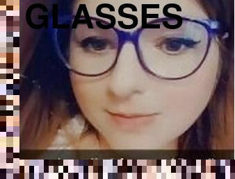 gros-nichons, clito, papa, lunettes, vieux, amateur, babes, ados, 18ans, mignonne