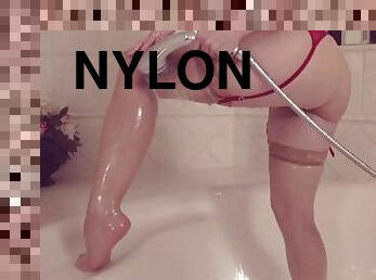 göt, banyo-yapma, güzellik, porno-yıldızı, ayaklar, uzun-çoraplar, duş, tek-kişilik, esmer-kadın, naylon