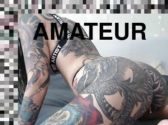 cul, gros-nichons, papa, chatte-pussy, amateur, petite, pappounet, humide, brunette, tatouage