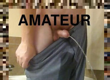 pisser, amateur, kinky, coquine, fétiche, solo