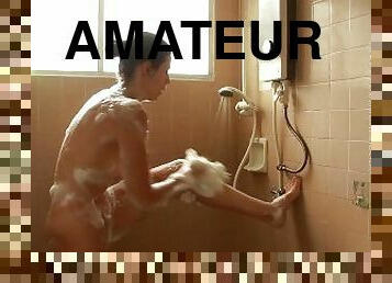 mandi, amatir, kecil-mungil, mandi-shower, seorang-diri, berambut-cokelat, payudara-kecil