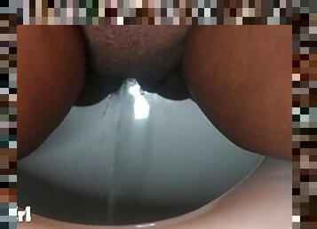 baignade, pisser, amateur, ébène, interracial, milf, maman, black, toilette, mère