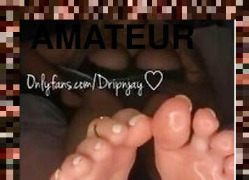 Feet worship • OILY SOLES ????