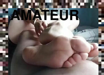 amateur, mature, maison, pieds, point-de-vue, ejaculation, fétiche, branlette-avec-les-pieds, réalité, jambes