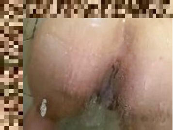 Fat ass Latina twerks in shower