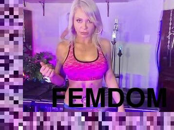 blonde, musclé, humiliation, domination, femme-dominatrice