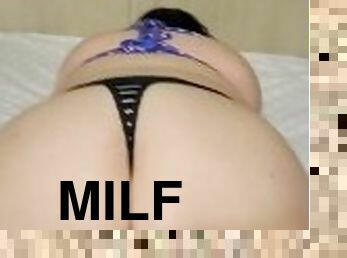 Milf spanking