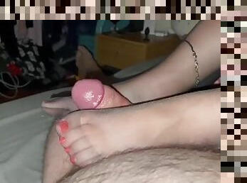 Another Nylon footjob