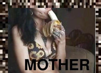 amador, interracial, mulher-madura, mãe, mãe-mother, pequeno, sozinho, banana, tatuagem, tetas-pequenas