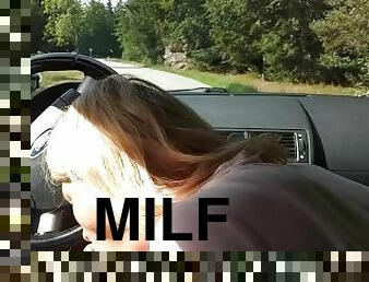 public, amateur, fellation, ejaculation-sur-le-corps, milf, maman, branlette, voiture, ejaculation, blonde