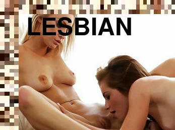 ציצי-גדול, לסבית-lesbian, בלונדיני, שחרחורת