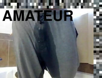 pisser, amateur, sale, coquine, fétiche, solo, tabou, humide