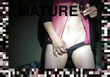 amateur, maduro, a-solas, fumando, bisexual