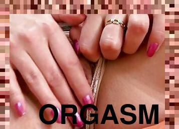 masturbation, orgasme, russe, ados, doigtage, bas, lingerie, mignonne, solo, magnifique
