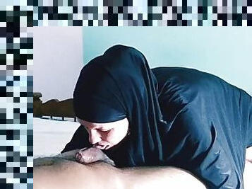 Girl In Hijab Used Her Throat Like A Pussy - FACEFUCK
