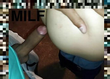 Follo A Una Milf En Ruta Accidental Creampie