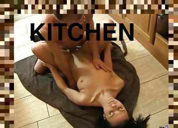 The Kitchen Hooligan - Denise Sky