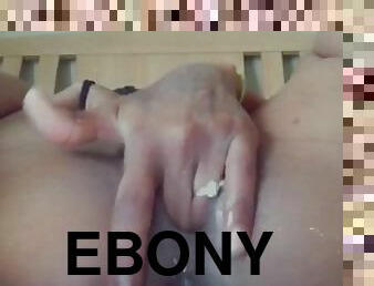 Ebony squirting