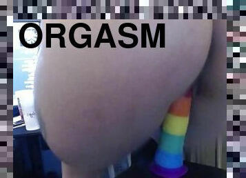 cul, gros-nichons, masturbation, orgasme, sport, amateur, motard, seins, bout-a-bout, solo