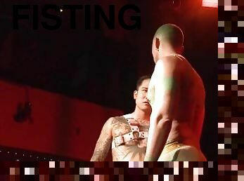 asia, memasukkan-tangan-ke-dalam-vagina, gambarvideo-porno-secara-eksplisit-dan-intens, homo, jepang, fetish-benda-yang-dapat-meningkatkan-gairah-sex, tato, sisipan