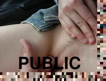 public, chatte-pussy, écolière, doigtage, horny, auto-stoppeur