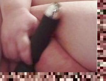 SSBBW uses vibrator on fat pussy