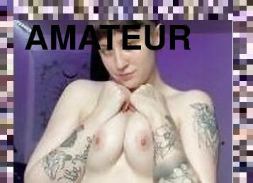 masturbation, mamelons, amateur, massage, sale, culotte, ejaculation, solo, tatouage, petits-seins