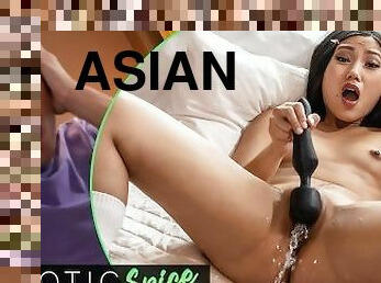 asiatique, gros-nichons, levrette, orgasme, giclée, fellation, ejaculation-sur-le-corps, ados, hardcore, branlette