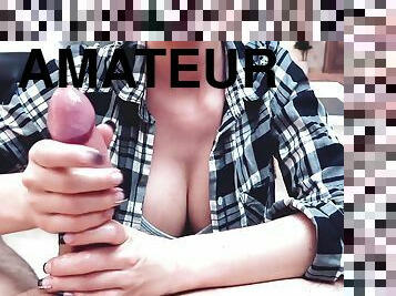 amateur, énorme-bite, ados, branlette, massage, française, point-de-vue, femme-habillée-mec-nu, fétiche