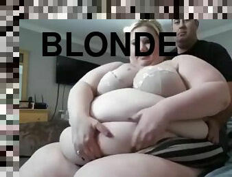 belle-femme-ronde, blonde