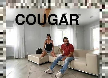 Sporty cougar Alexis Fawx gets banged in the living room