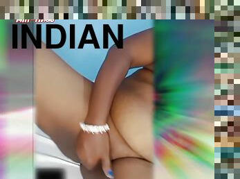 Indian Housewife Video Call On Her Boyfriend To Showing Boobs And Pussy Doing Masturbating