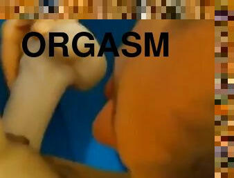 Orgasm I eat and dildo the pussy of my naughty wife