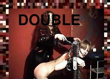 cul, gros-nichons, gode-ceinture, lesbienne, milf, jouet, bdsm, joufflue, double, latex