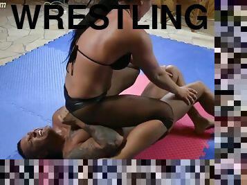 Tia vs Zsolt Mixed Wrestling