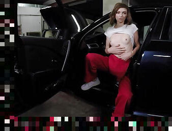 The car mechanic babe Tera Link strips naked & exposes her holes in a lux car