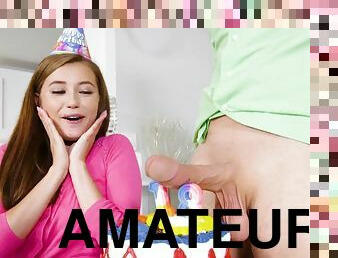 amateur, énorme-bite, maman, couple, petite-amie, première-fois, sur-le-visage, percé, mignonne, attrapée