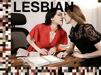 Erin Everheart proves hot Diana Grace that her book about lesbians good