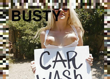 Hot FFM threesome with big booty car wash girls Sofi & Ryan
