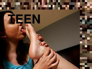 Foot Freaks: Amy and Amanda - Brat Perversions