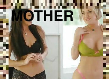 Naughty Mothers Day - India Summer, Scarlett Sage, Gia Derza, Dee Williams